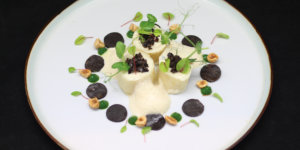 Maki de céleri vanille bourbon de Madagascar, truffe du Périgord et éclats de noisettes du Piémont